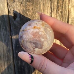 ☁️ flower agate crystal sphere